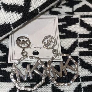 Michael kors scarf n earrings
